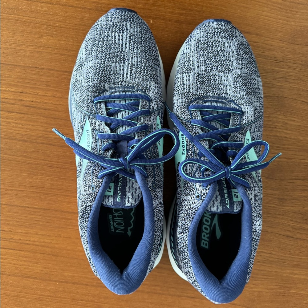 Womens Brooks Adrenaline 21